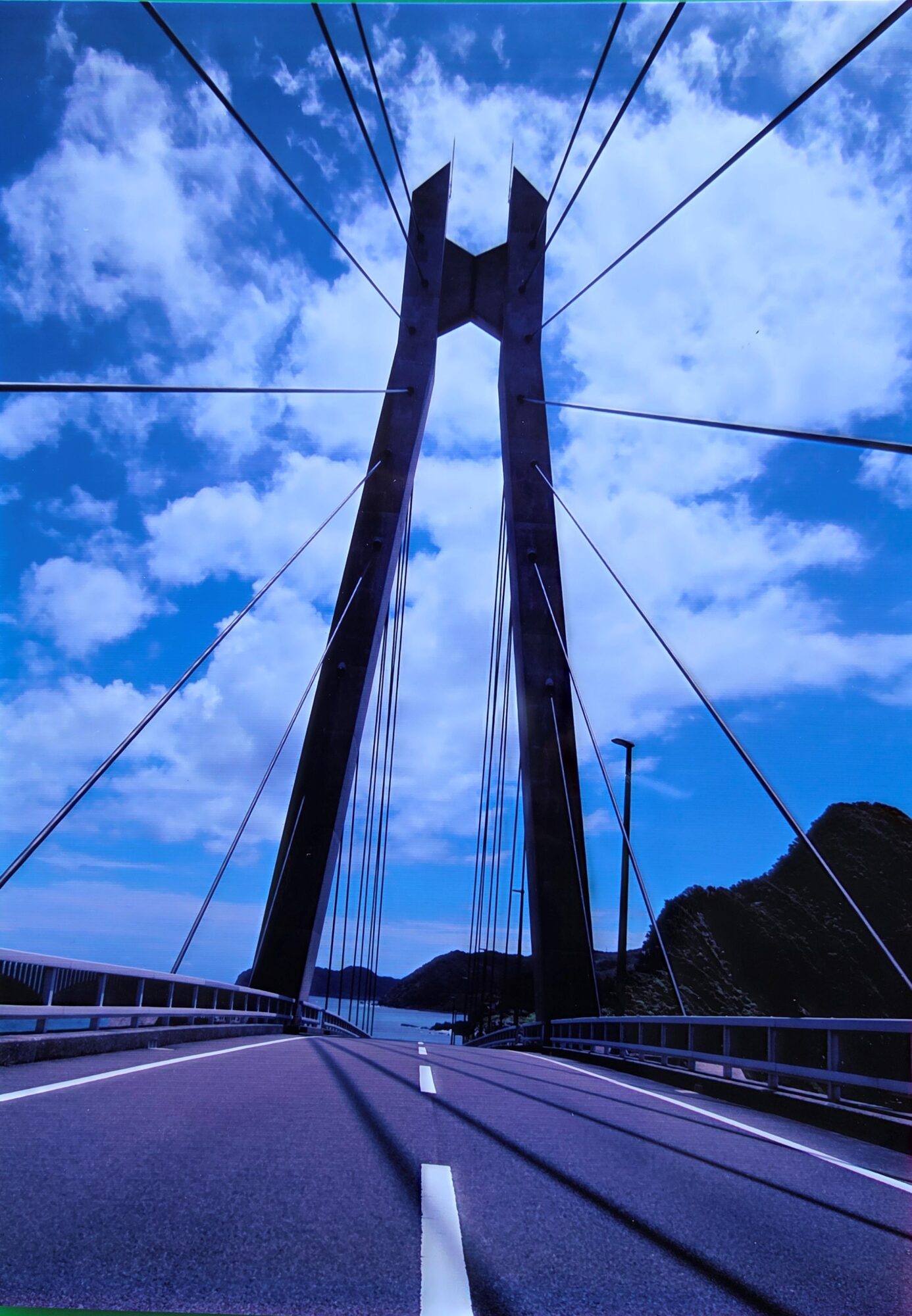 優秀賞　天を衝く